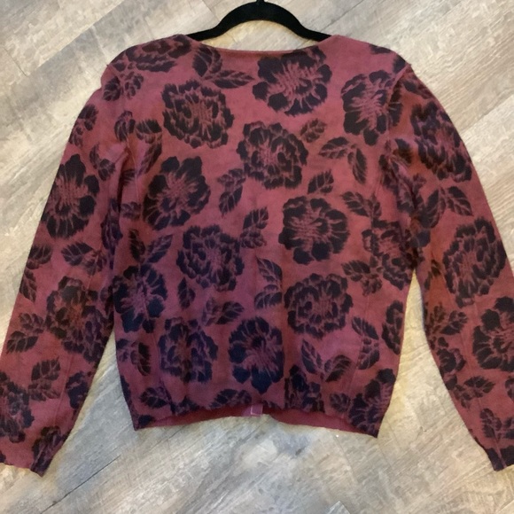 j.jill Women’s Medium Button Front Cardigan Maroon With Black Flowers Soft - Picture 2 of 6